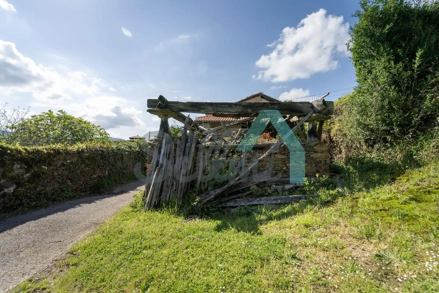 Casa o xalet en venda en Cudillero amb Jardí privat, Parquet i Terrassa