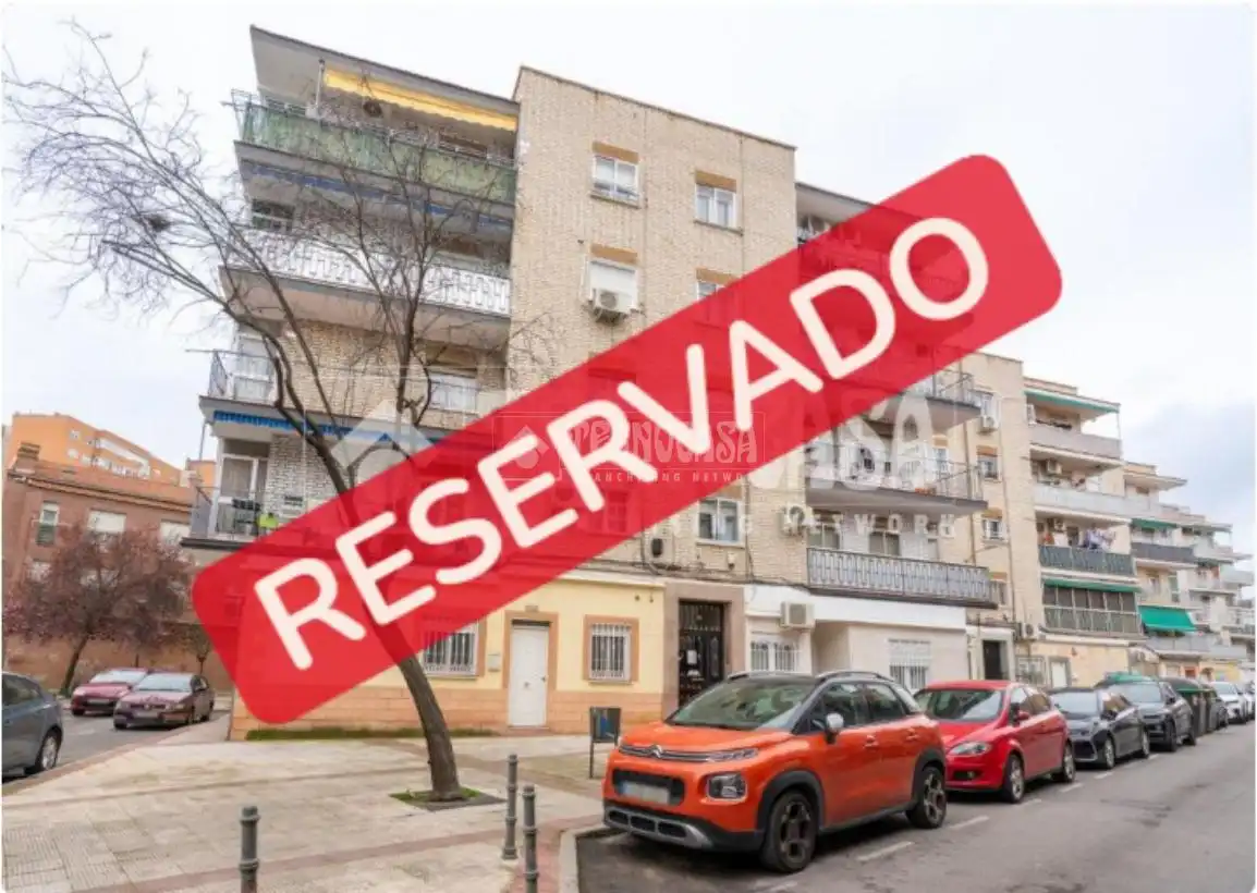 Außenansicht von Wohnung zum Verkauf in Coslada mit Heizung, Terrasse und Möbliert