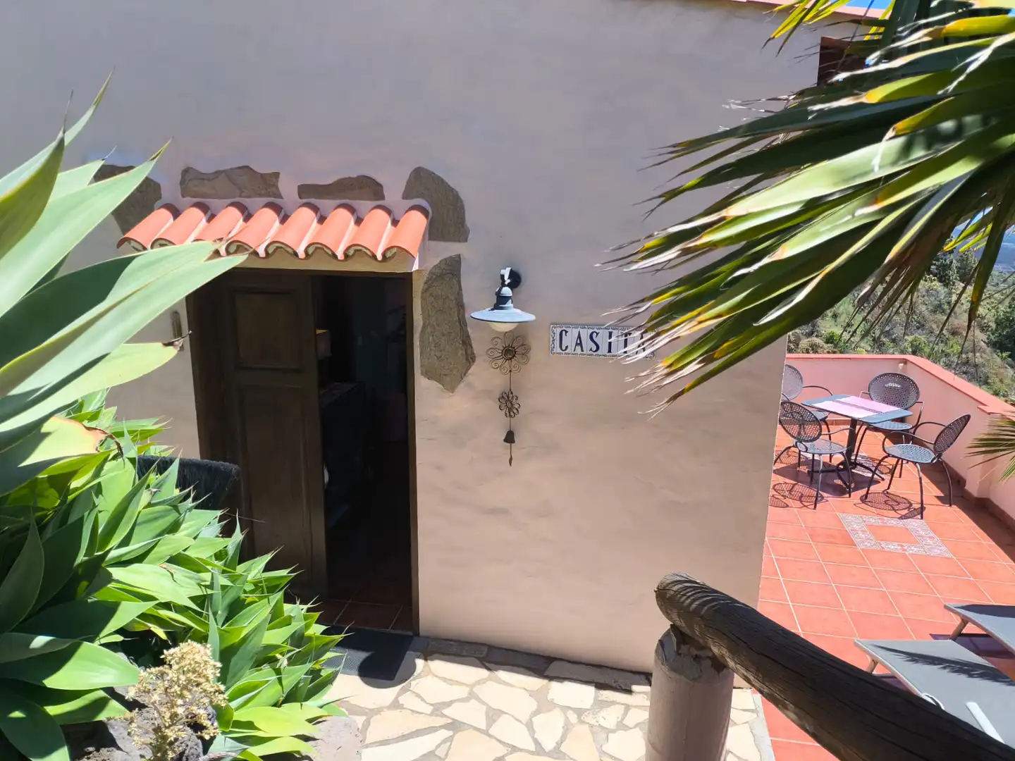 Vista exterior de Casa o xalet en venda en El Paso amb Aire condicionat, Calefacció i Jardí privat