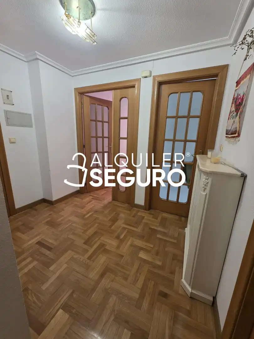 Piso de alquiler en Burgos con Calefacción y Amueblado