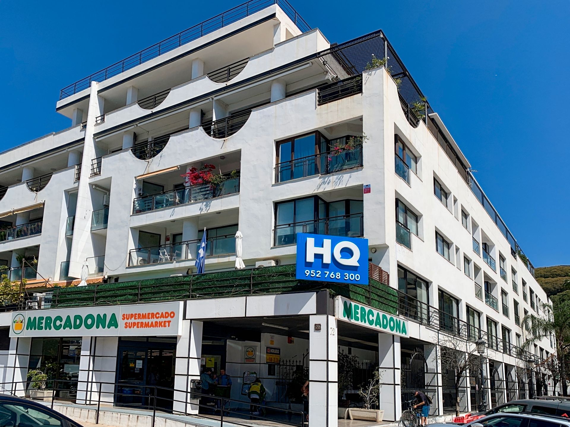 Außenansicht von Büro zur Miete in Marbella mit Klimaanlage, Heizung und Möbliert