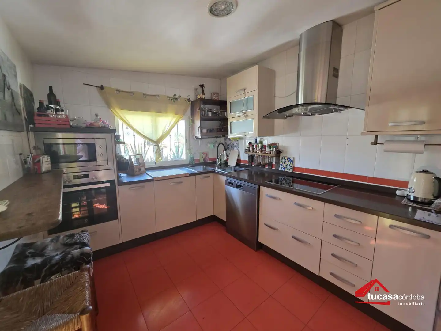 Kitchen of Flat for sale in Córdoba  with Air Conditioner, Terrace and Storage room