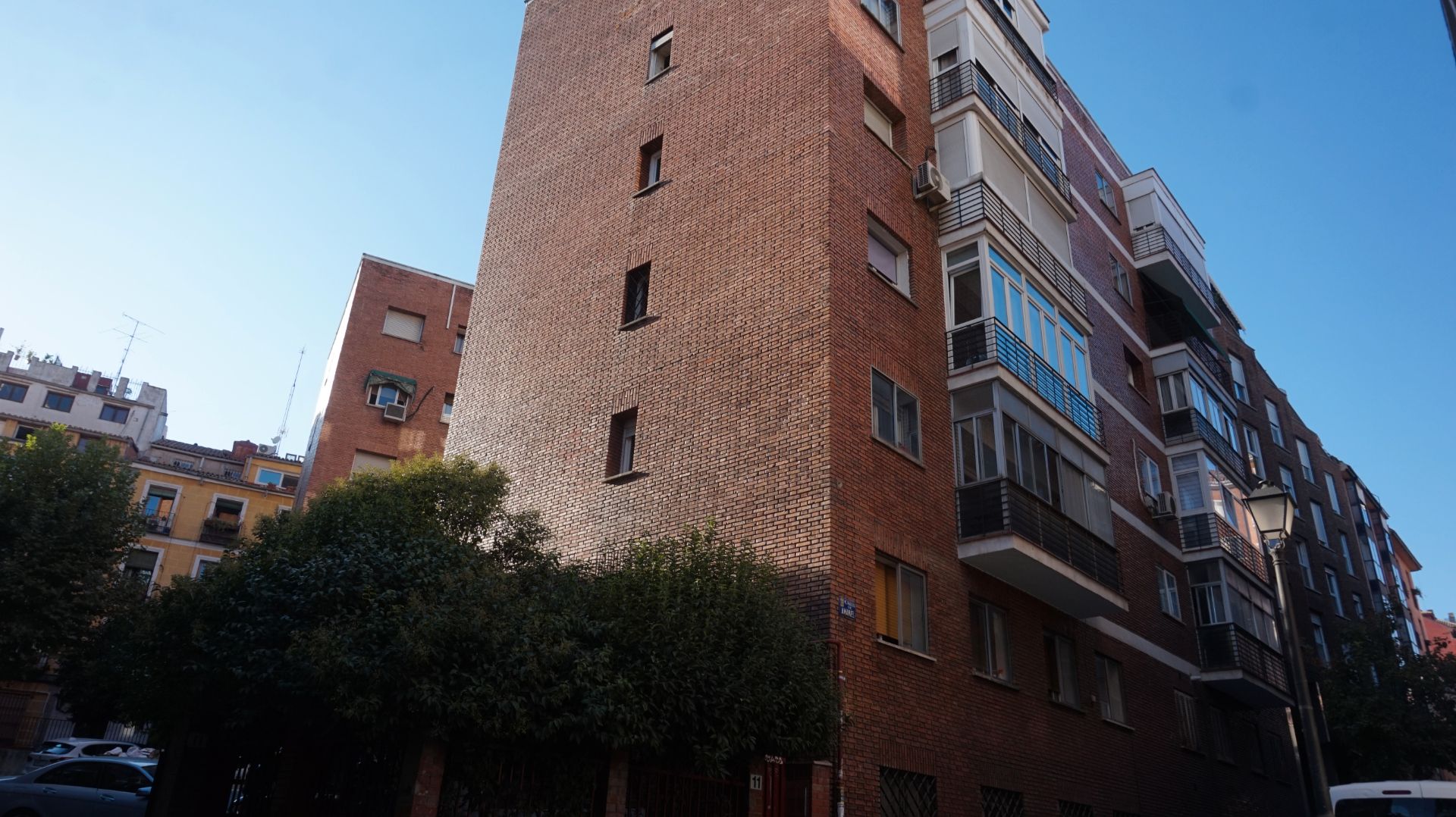 Vista exterior de Pis en venda en  Madrid Capital amb Calefacció