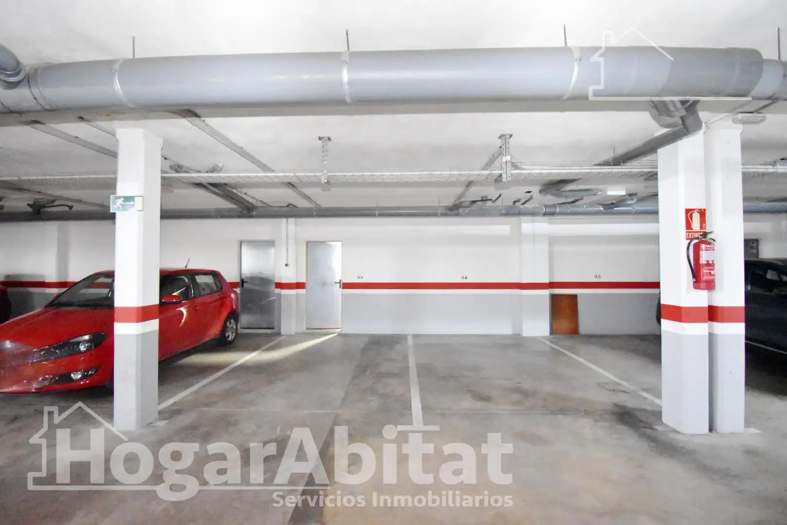 Parking of Detached homes for sale in Castellón de la Plana / Castelló de la Plana  with Air Conditioner, Terrace and Balcony