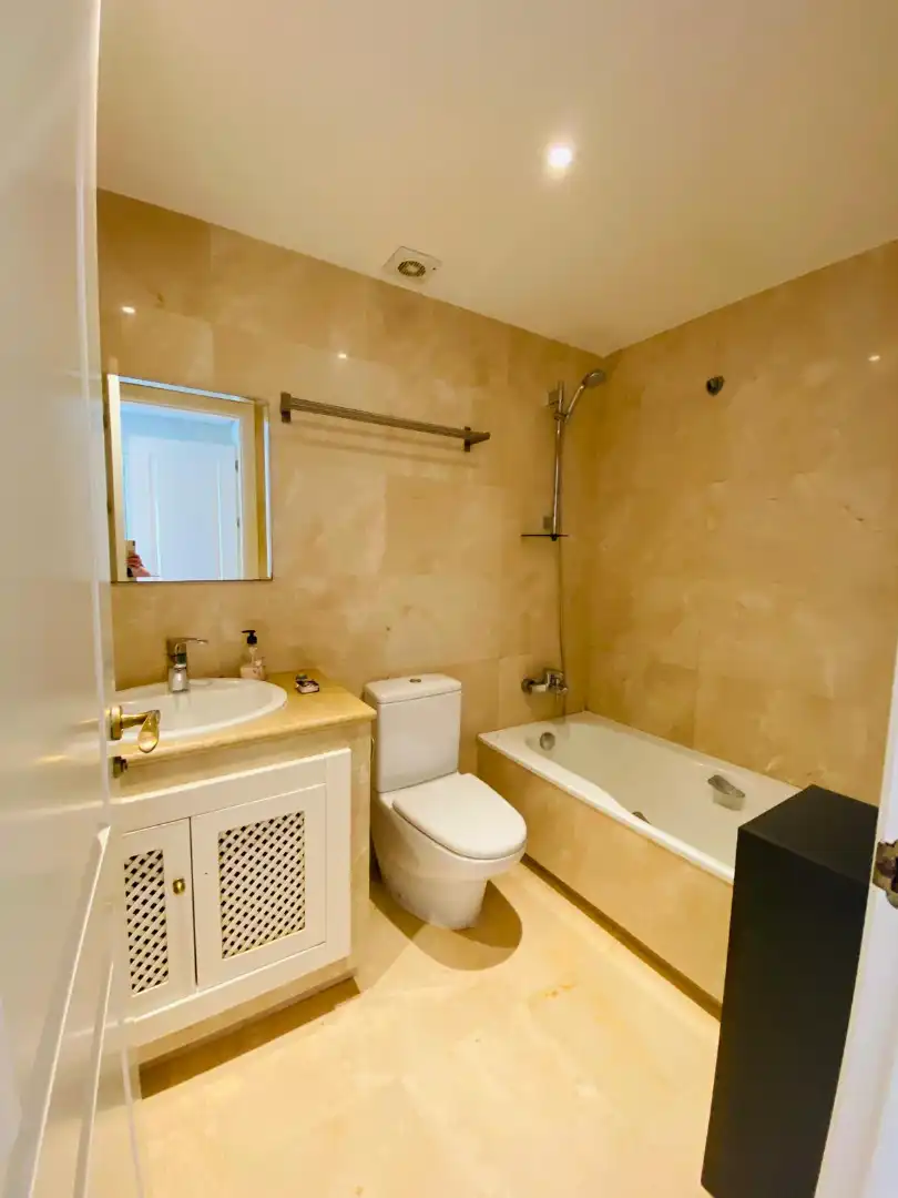 Erdgeschosswohnung mit Pool zum Verkauf in Avenida del Golf 180, imagen 16