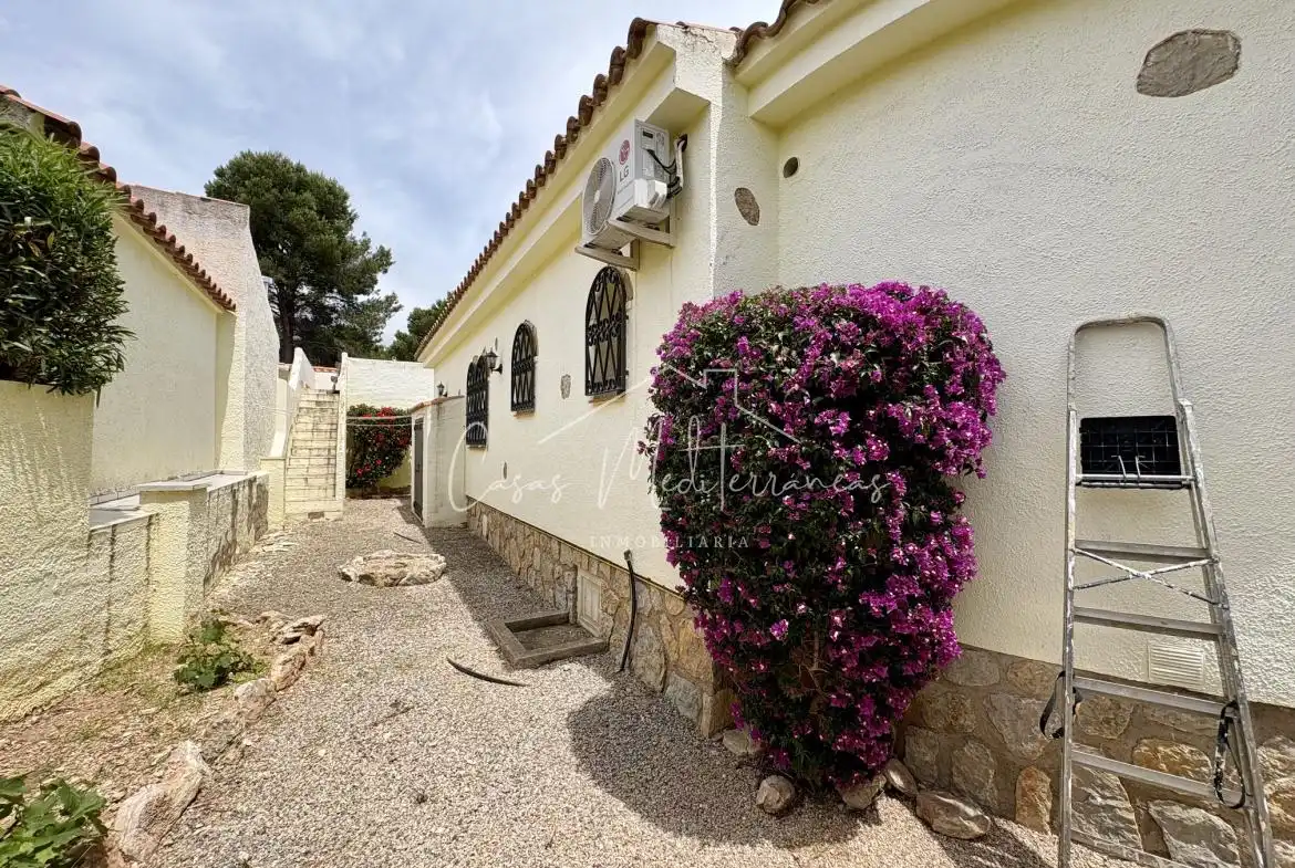 Villa mit Pool zum Verkauf in Miami Platja, imagen 9