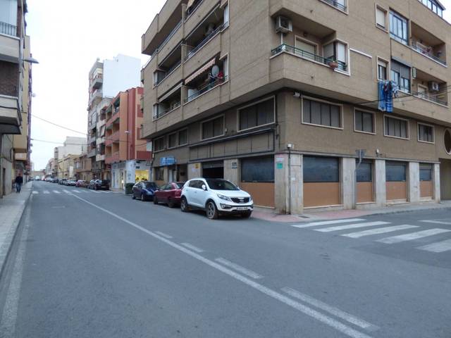 Local comercial en Alquiler en Centro