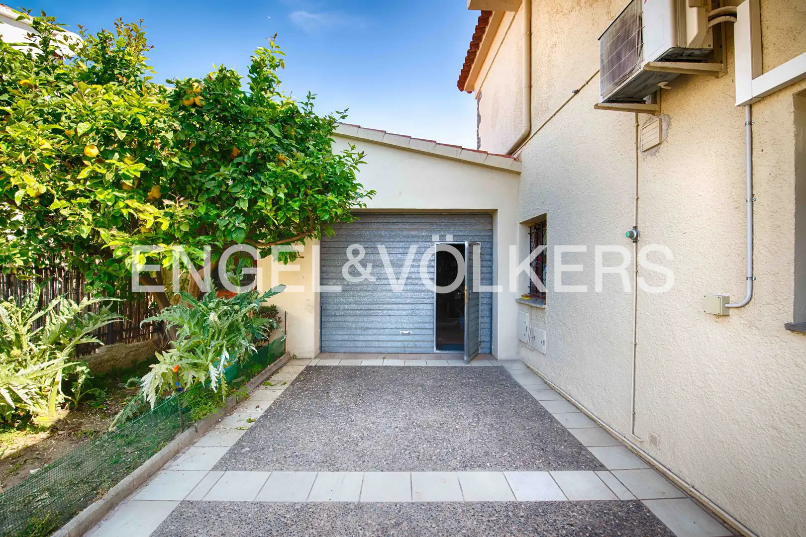 House with terrace for sale in Carrer Requesens, imagen 45