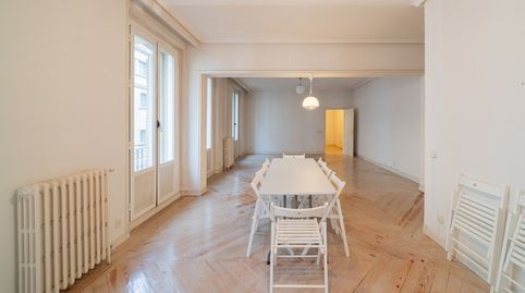 Foto 3 de Piso en venta en Almagro, Madrid Capital