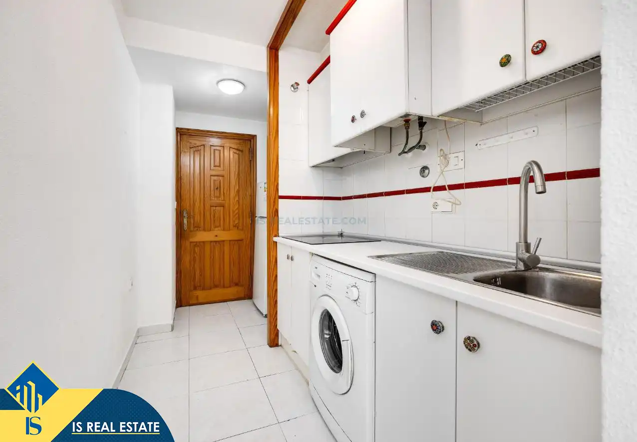 Kitchen of Study for sale in Torrevieja  with Heating, Terrace and Furnished