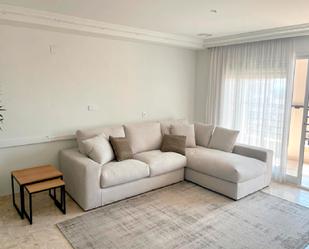 Living room of Flat to rent in Elche / Elx  with Air Conditioner, Furnished and Oven
