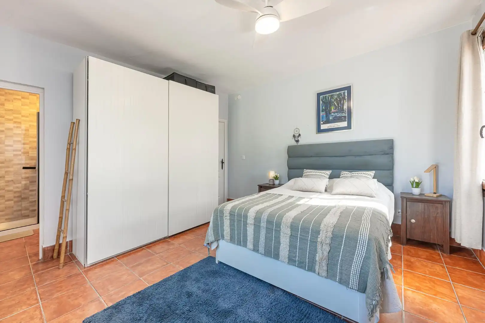 Dormitori de Casa o xalet en venda en Mijas amb Aire condicionat, Calefacció i Jardí privat