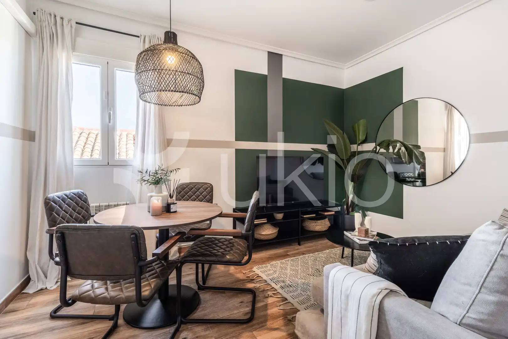 Sala de estar de Piso de alquiler en  Madrid Capital con Aire acondicionado, Calefacción y Amueblado