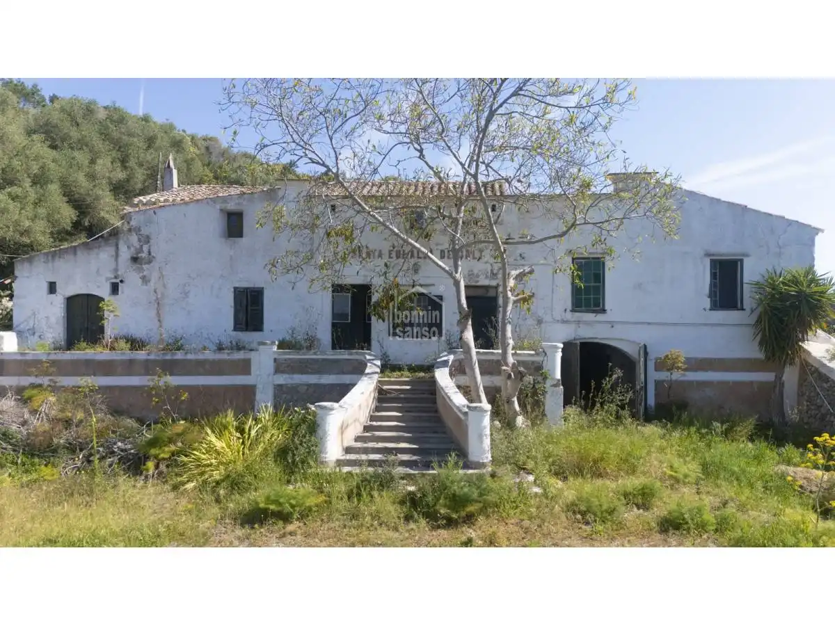 Casa rústica con jardín en venta en Es Mercadal poble
