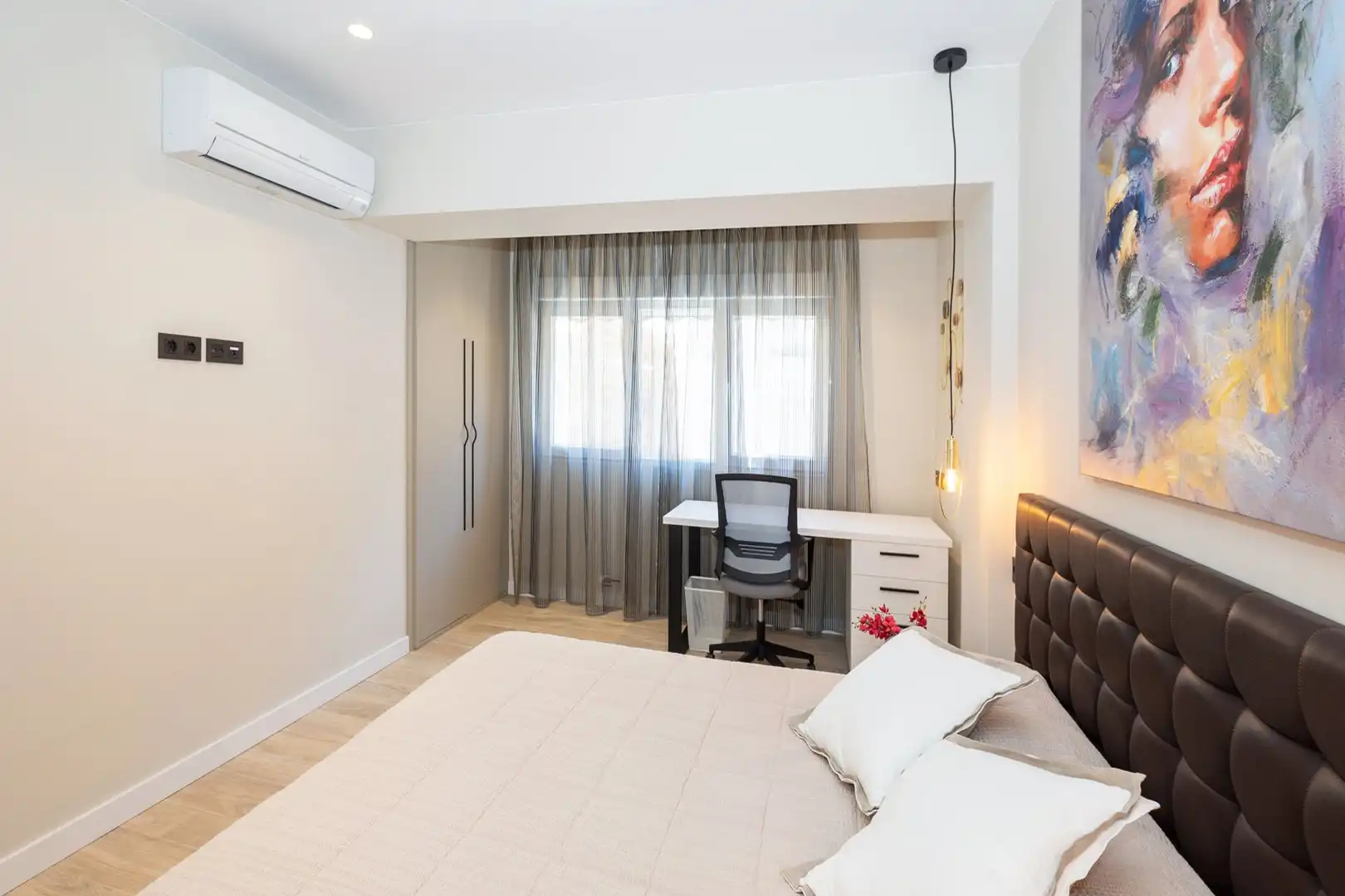 Schlafzimmer von Wohnungen zur Miete in Granada mit Klimaanlage, Heizung und Möbliert