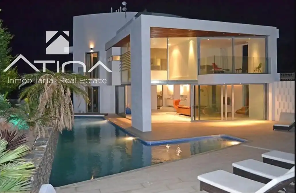 Vista exterior de Casa o xalet en venda en Jávea / Xàbia amb Aire condicionat, Calefacció i Jardí privat