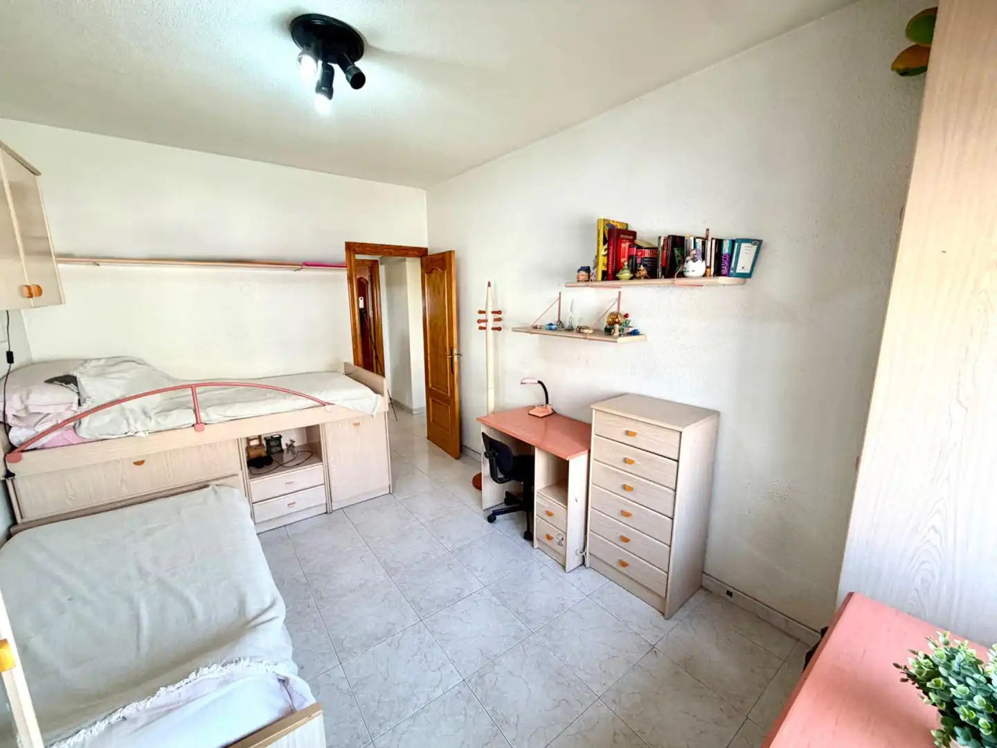 Bedroom of Flat for sale in Murcia  with Storage room and Balcony