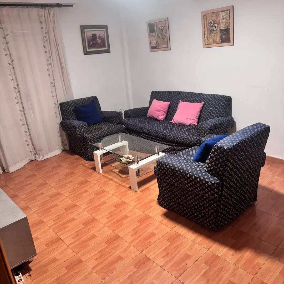 Living room of Flat for rent in Albolote  with Air Conditioner, Heating and Parquet flooring