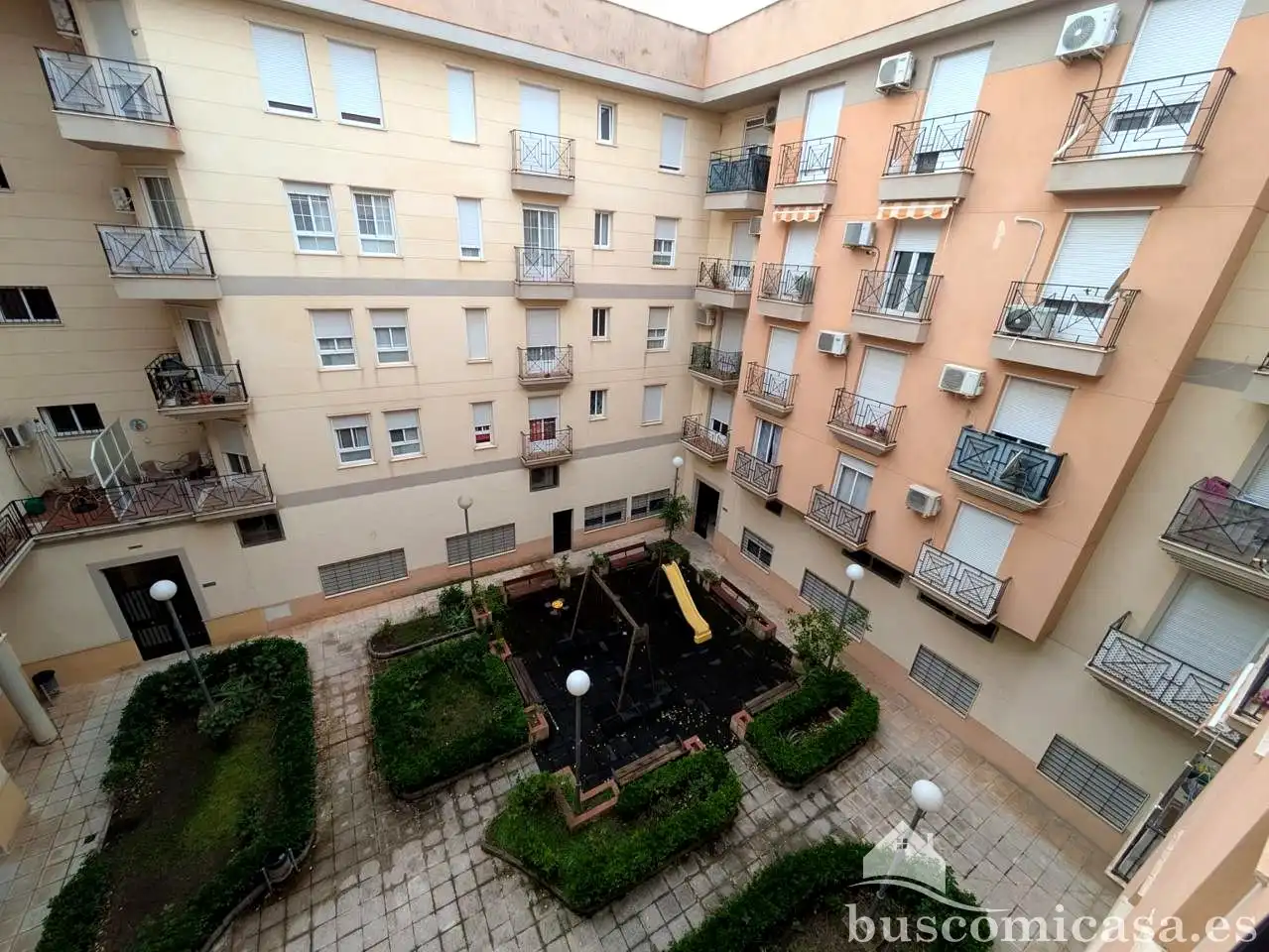 Piso de alquiler en De Los Bomberos, Centro ciudad