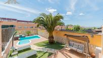Swimming pool of Single-family semi-detached for sale in Arroyomolinos (Madrid)  with Air Conditioner, Private garden and Terrace
