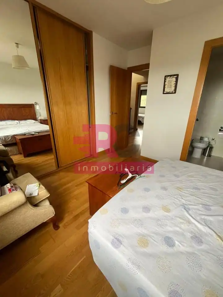 Schlafzimmer von Einfamilien-Reihenhaus zum Verkauf in Cabrerizos mit Heizung, Privatgarten und Terrasse