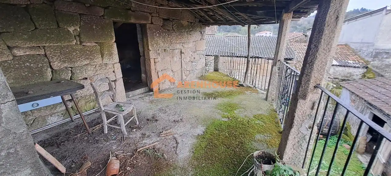 Casa amb terrassa en venda a Amoeiro, imagen 9