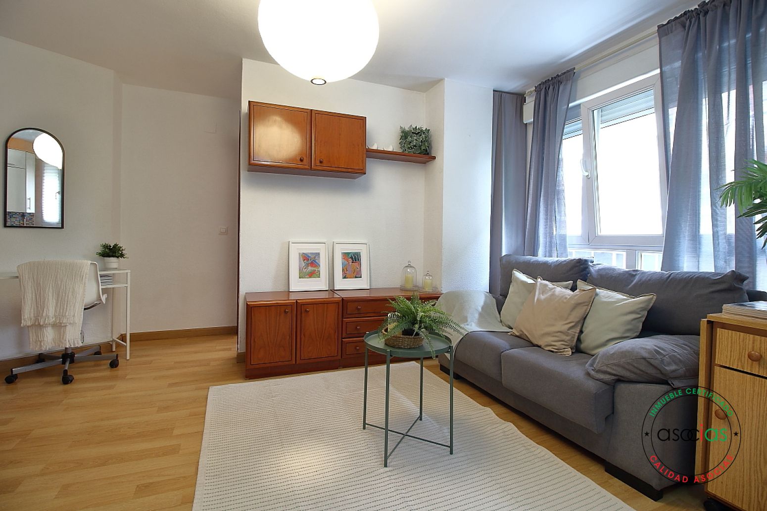 Living room of Flat for sale in Gijón   with Heating and Storage room