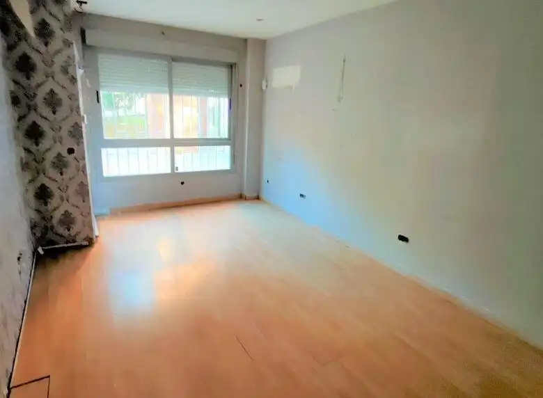 Bedroom of Flat for sale in Madrid