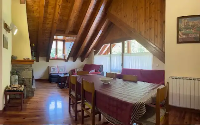 Comedor de Apartamento en venta en Esterri d'Àneu con Calefacción, Amueblado y Balcón