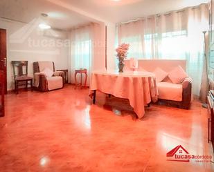 Living room of Flat for sale in  Córdoba Capital  with Air Conditioner