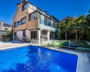 Jardí de Casa o xalet en venda en La Moraleja amb Terrassa i Piscina