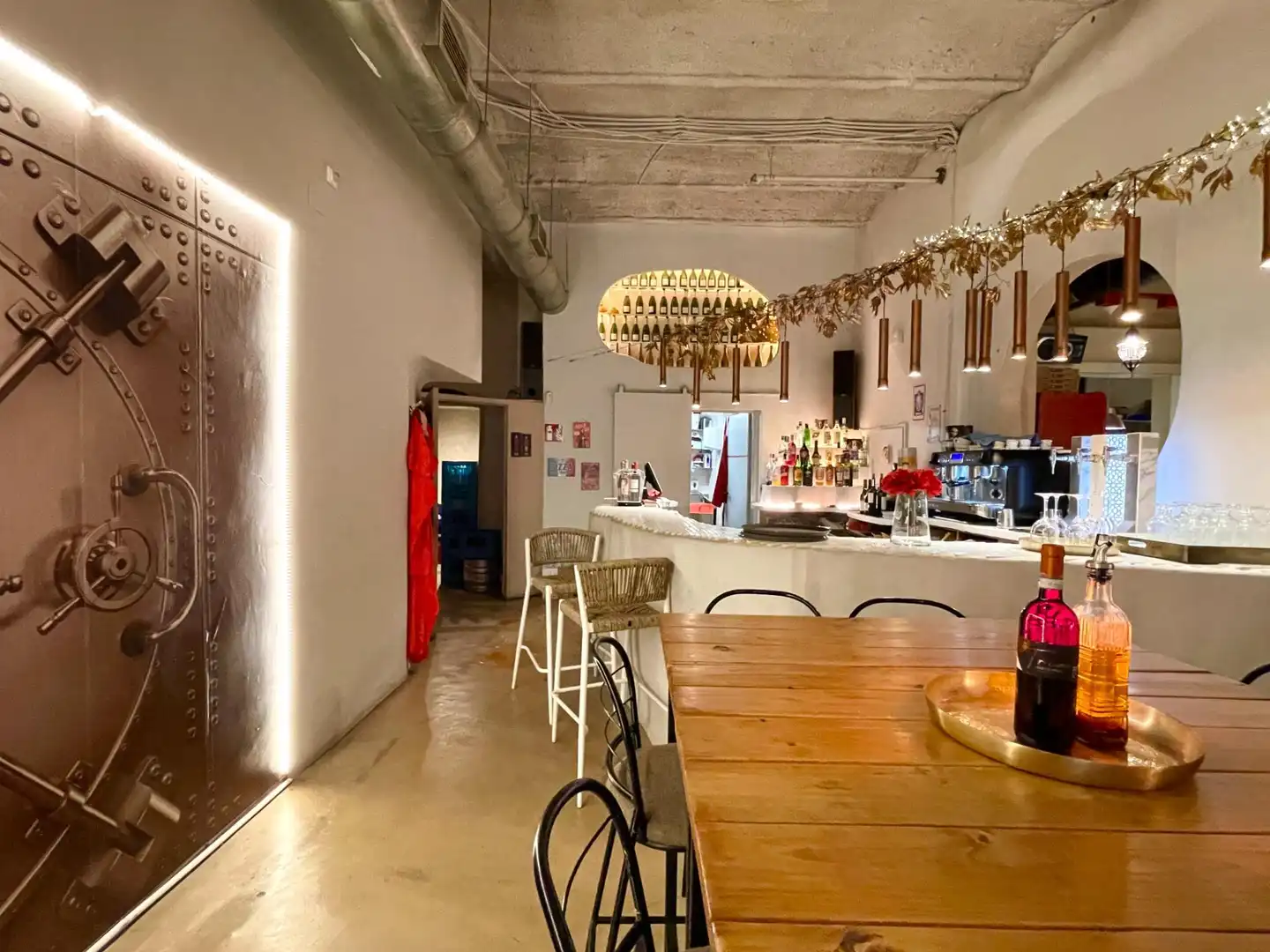 Local de alquiler en Figueres con Aire acondicionado, Terraza y Amueblado