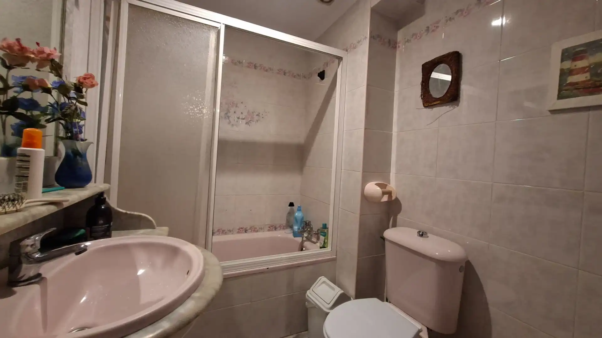 Badezimmer von Wohnung zum Verkauf in Chiclana de la Frontera mit Privatgarten und Terrasse