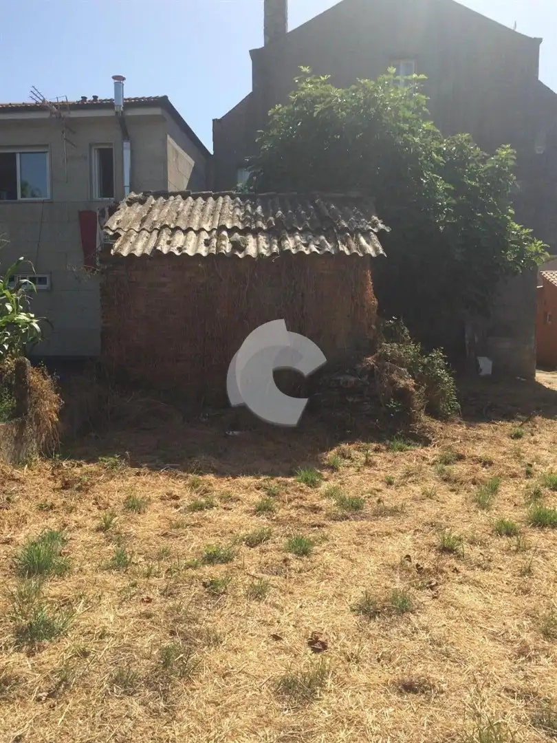 Einfamilien-Reihenhaus zum Verkauf in Riós mit Privatgarten