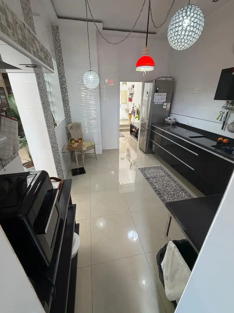 Cocina de Casa o chalet en venta en Málaga con Aire acondicionado, Calefacción y Jardín privado