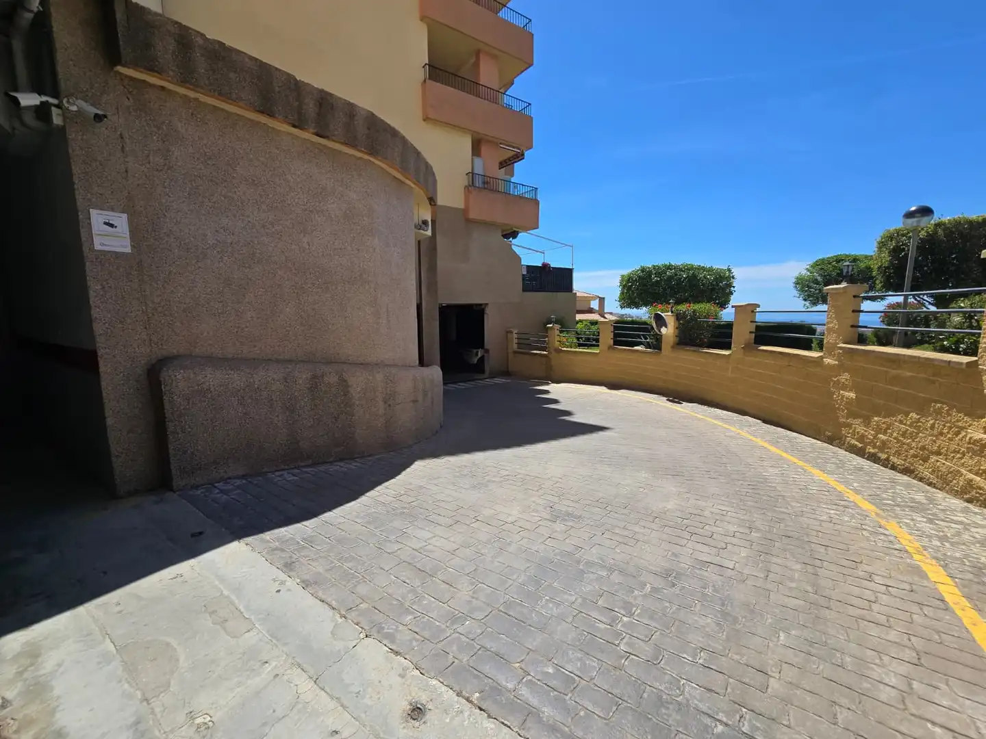 Parking de Piso en venta en Mijas con Aire acondicionado, Calefacción y Jardín privado