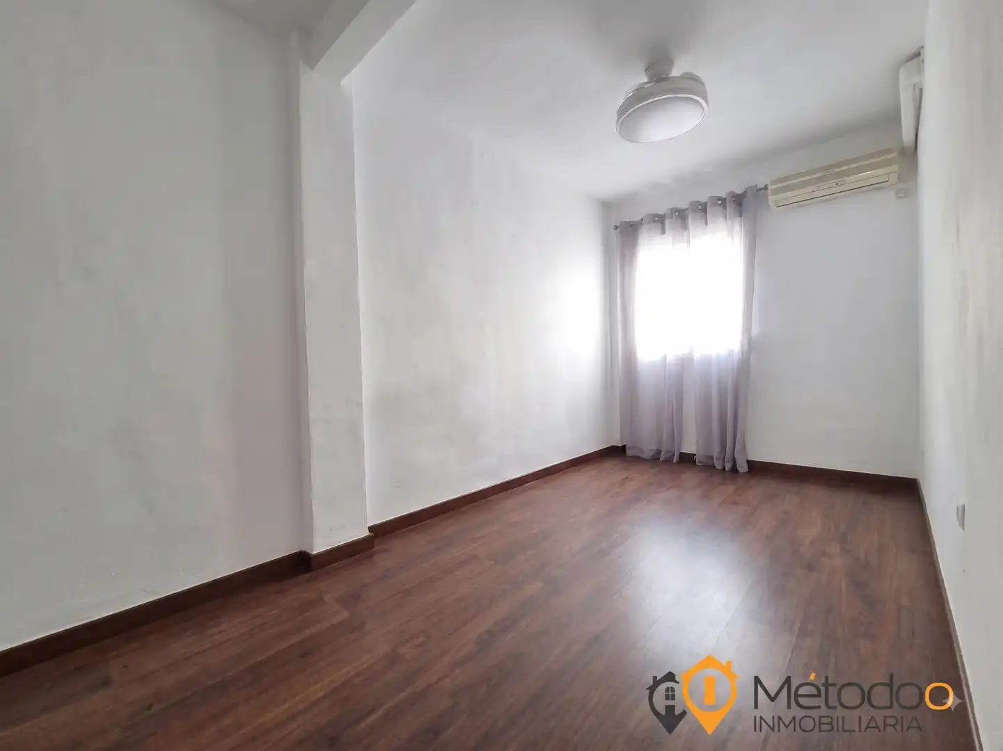 Habitación de Piso en venta en Sevilla con Aire acondicionado, Calefacción y Parquet