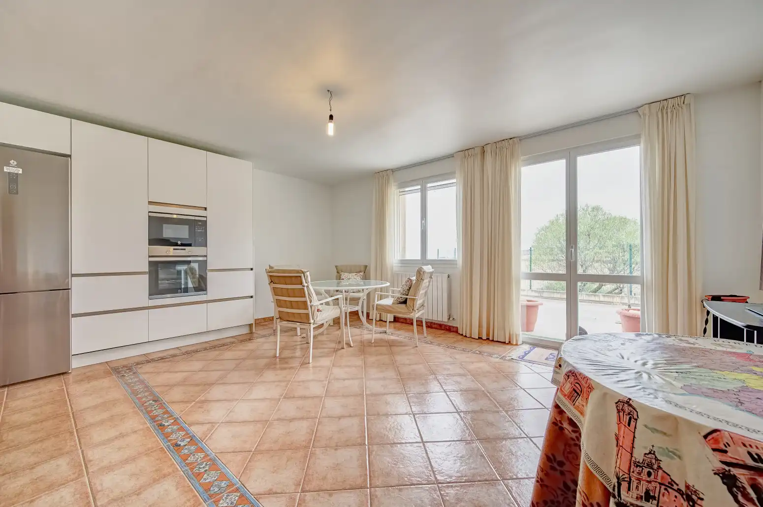 Cocina de Casa o chalet en venta en Arellano con Jardín privado, Terraza y Trastero