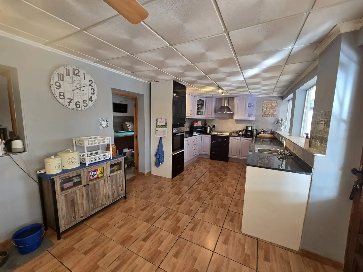 Cocina de Casa o chalet en venta en Villena con Jardín privado, Terraza y Piscina