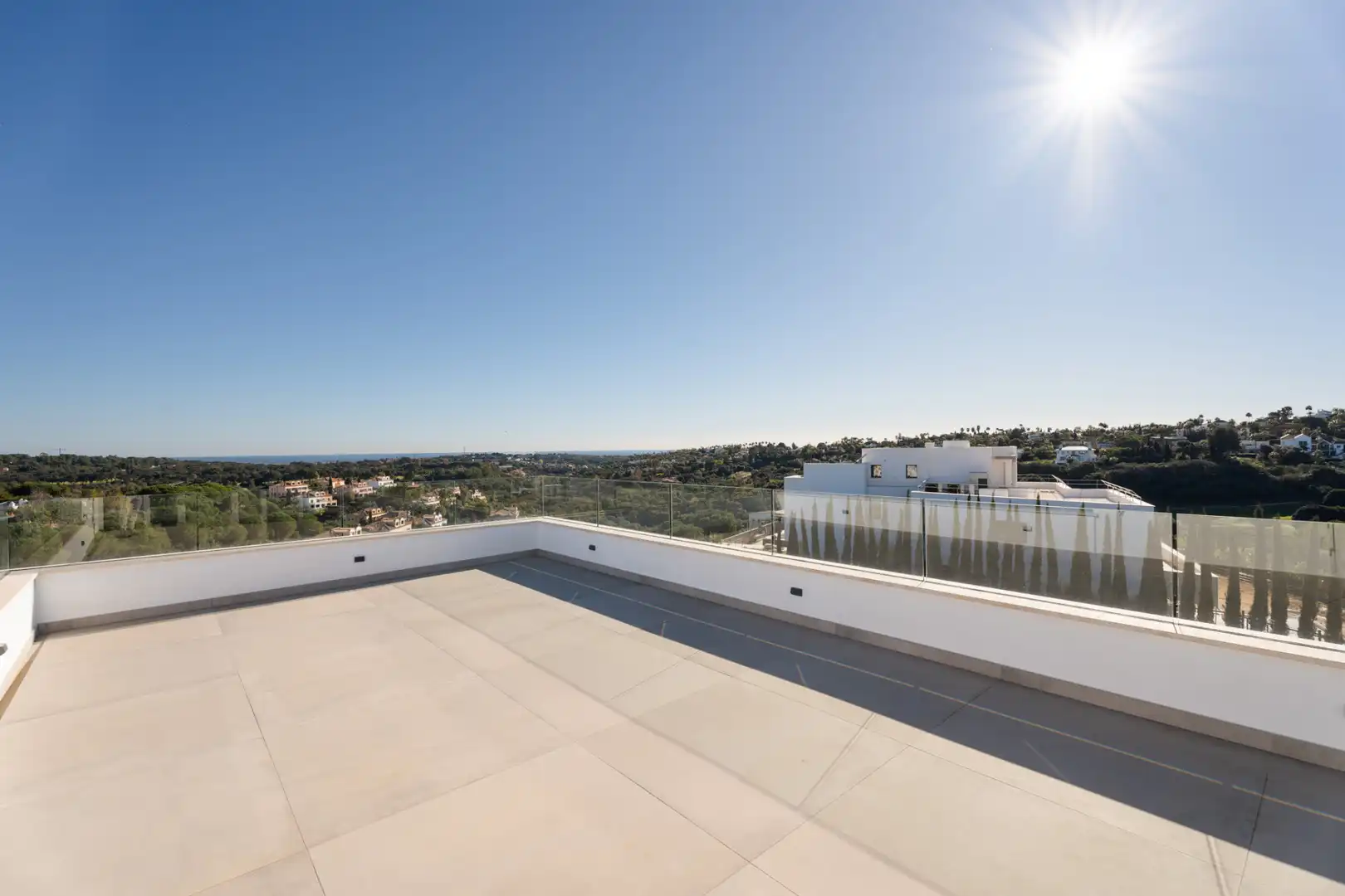 Casa amb terrassa en venda a Puerto de Sotogrande - La Marina, imagen 2