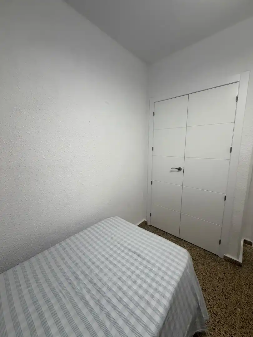 Flat with terrace to rent in Calle Santa María del Valle 17, imagen 30