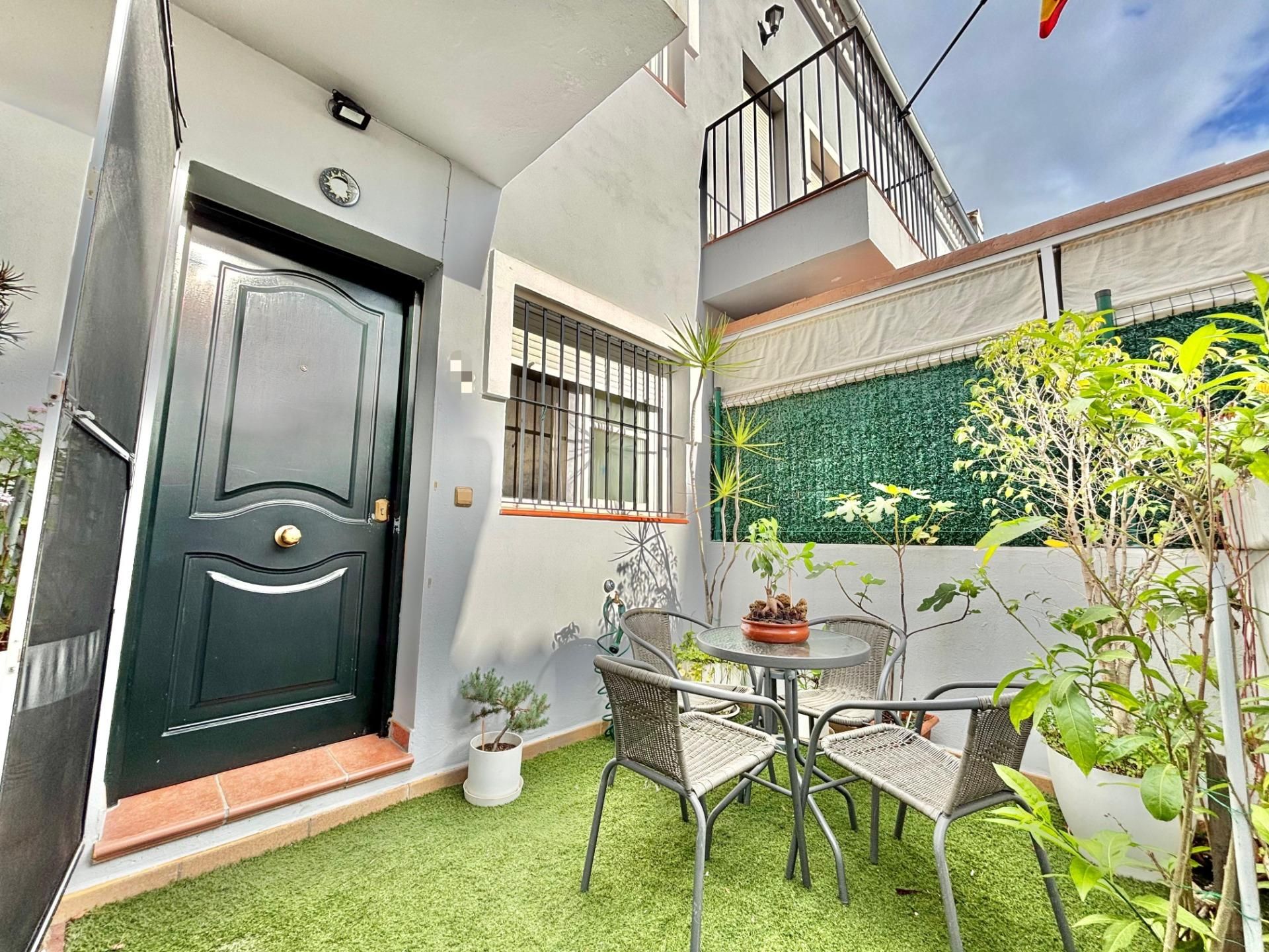 Balcony of Single-family semi-detached for sale in Algeciras  with Terrace, Balcony and Community pool