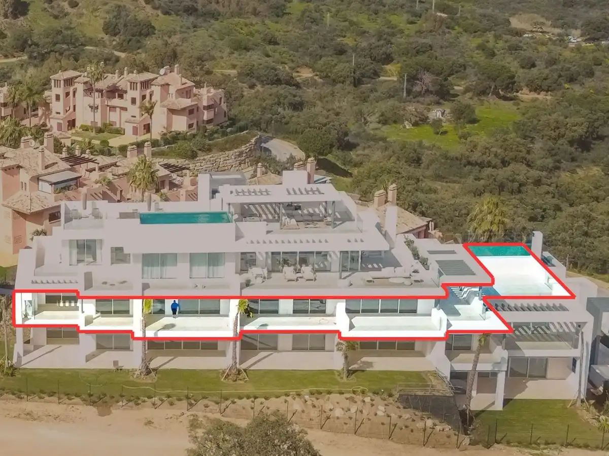 Apartment with pool for sale in La Mairena