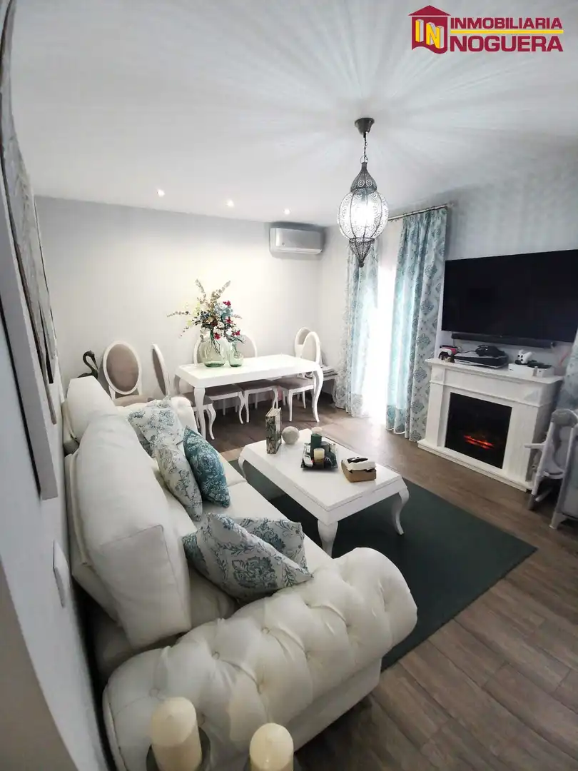 Living room of Flat for sale in Écija  with Air Conditioner and Balcony