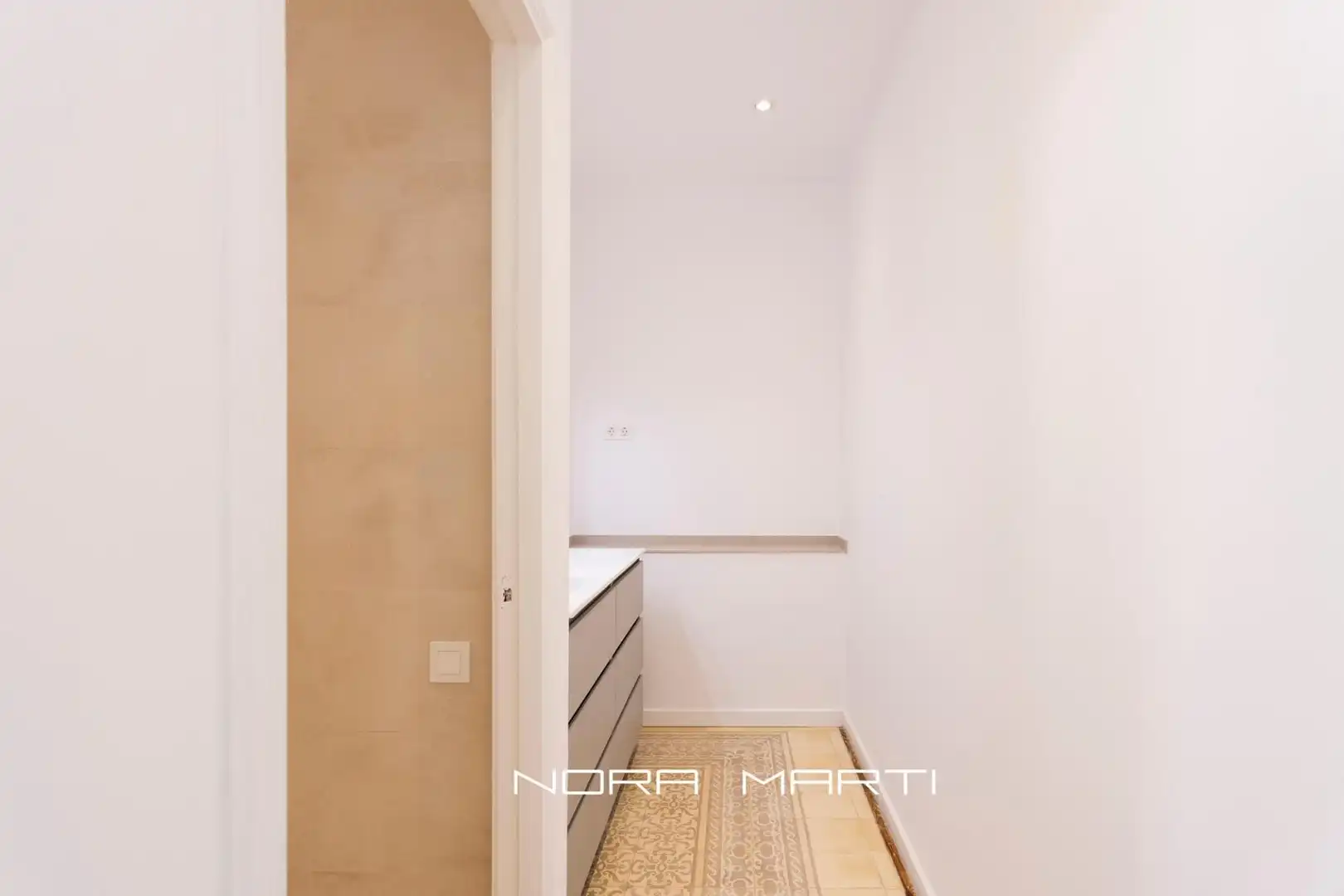 Piso con terraza en alquiler en Eixample, imagen 33