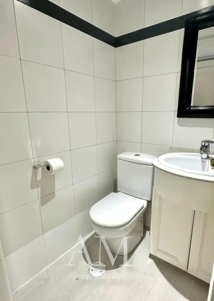 Bathroom of Duplexes for rent in Vigo   with Air Conditioner, Heating and Terrace