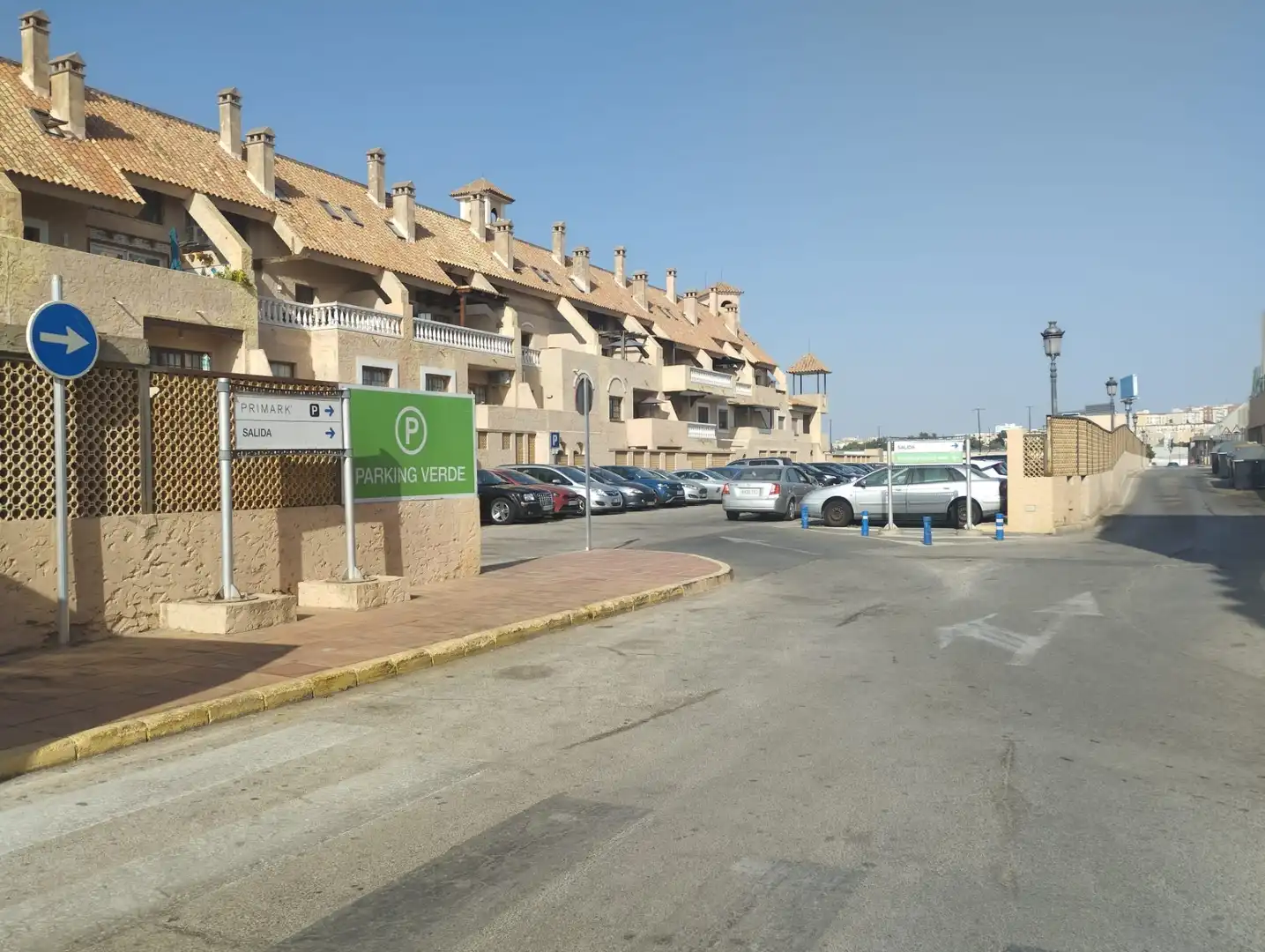 Außenansicht von Wohnung zum Verkauf in San Fernando mit Klimaanlage, Terrasse und Möbliert