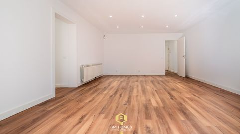 Foto 4 de Piso en venta en Calle de Argentina, Valleaguado - La Cañada, Coslada