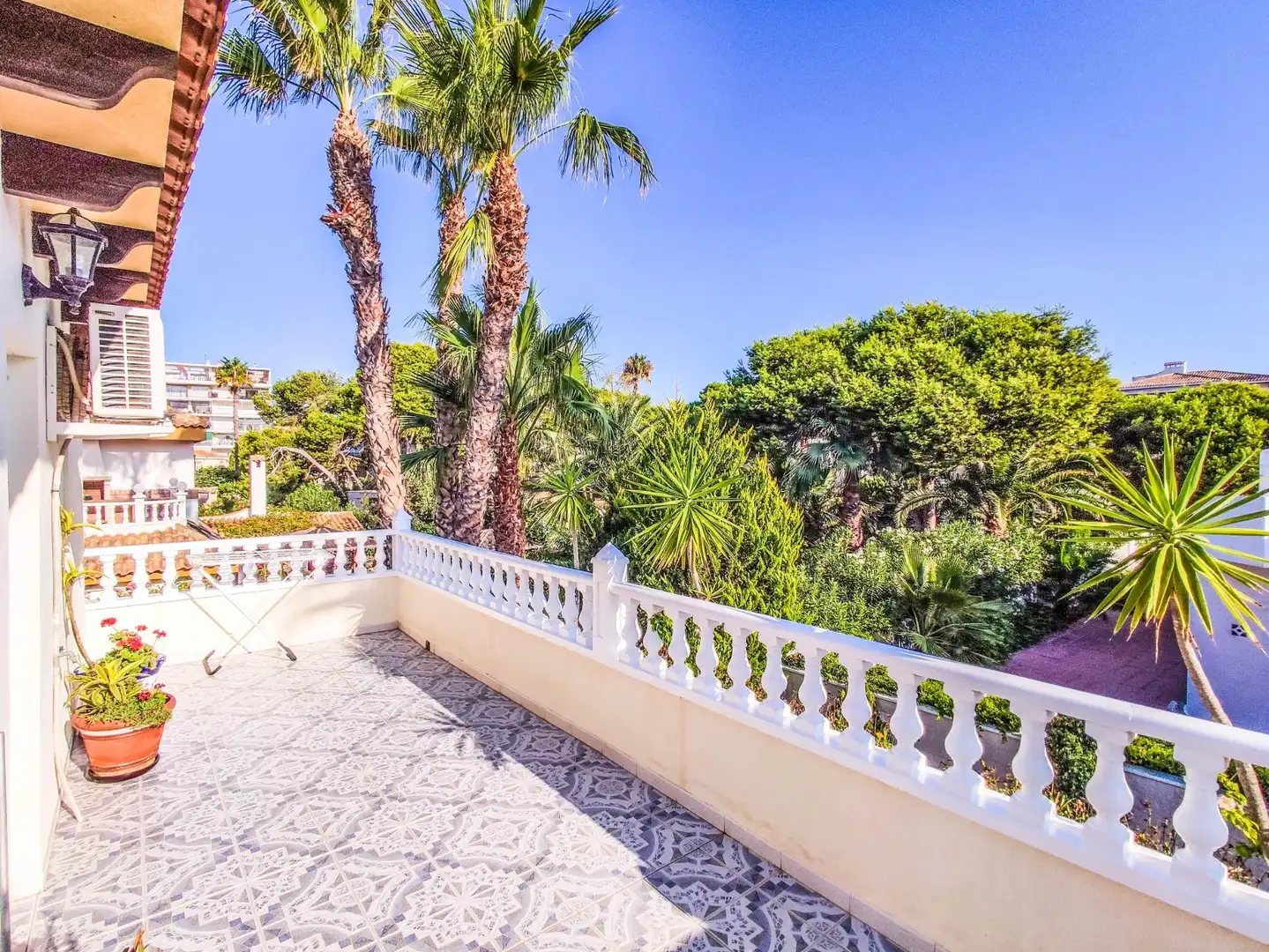 Terrassa de Casa o xalet de lloguer en Orihuela amb Aire condicionat, Jardí privat i Terrassa