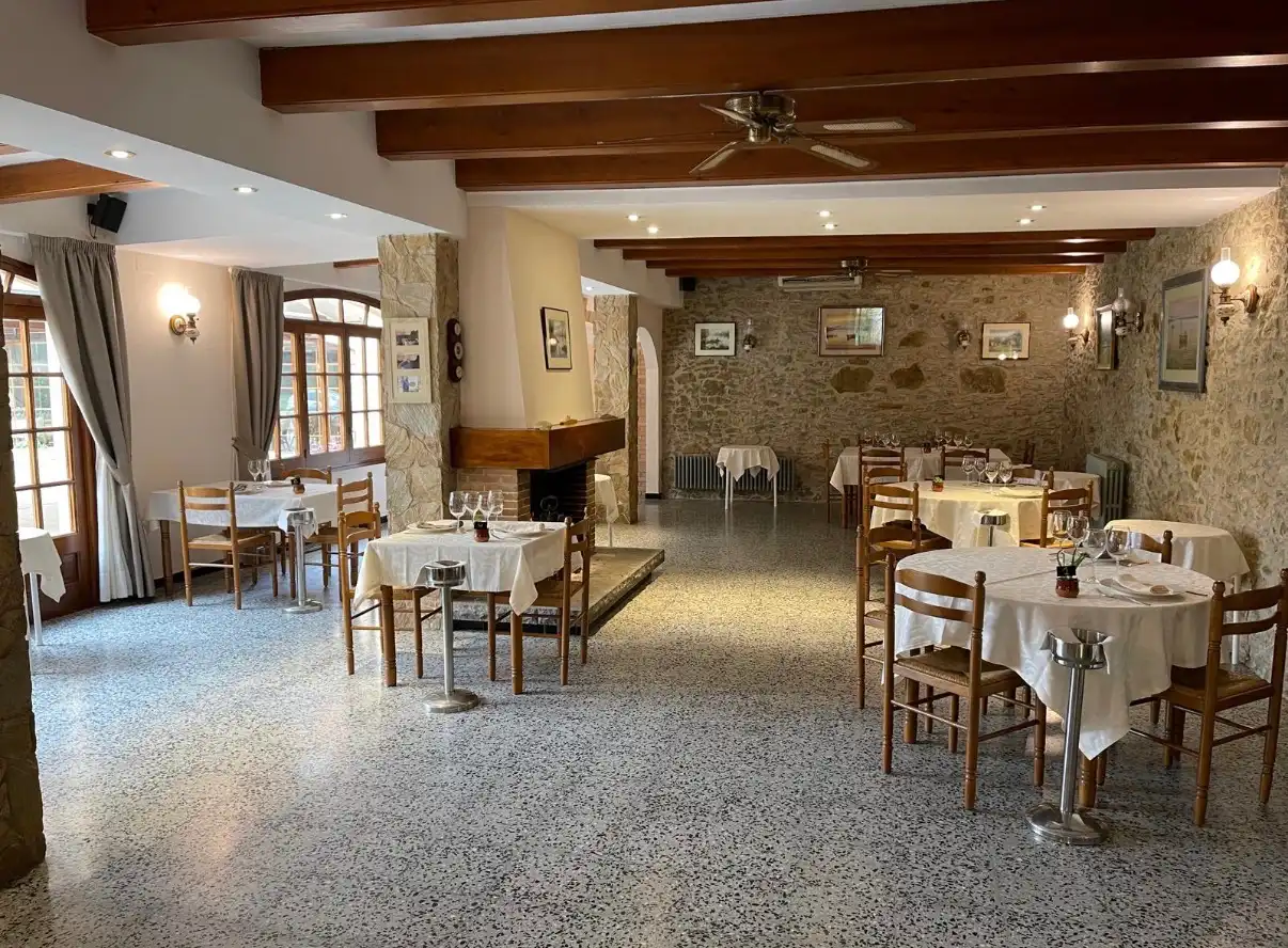 Detached house with pool for sale in Carretera de la Gola 160, imagen 18